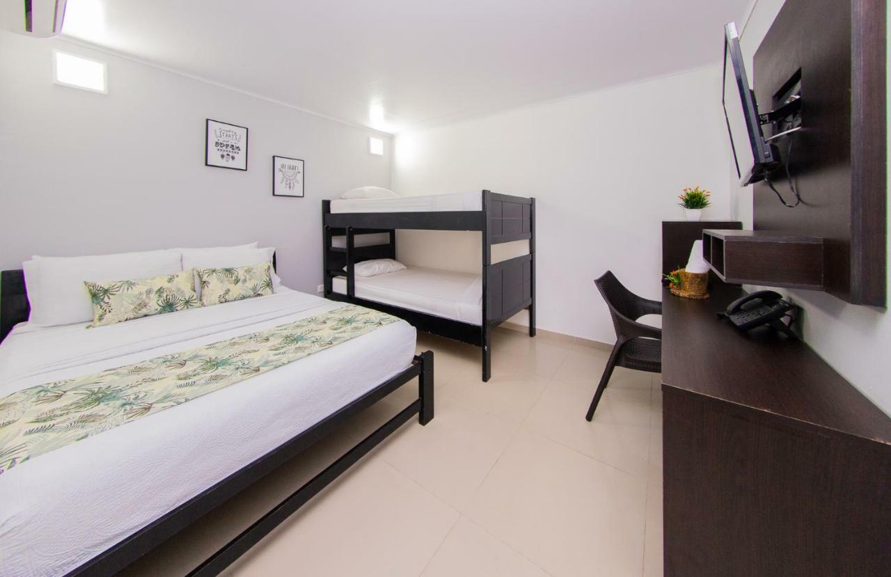 Hotel Marina Suites By Geh Suites Cartagena Exterior photo